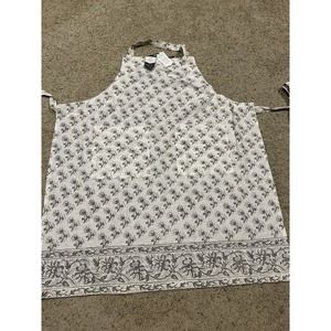NEW Danica Heirloom Block Print Apron | White And Gray FLORAL H23